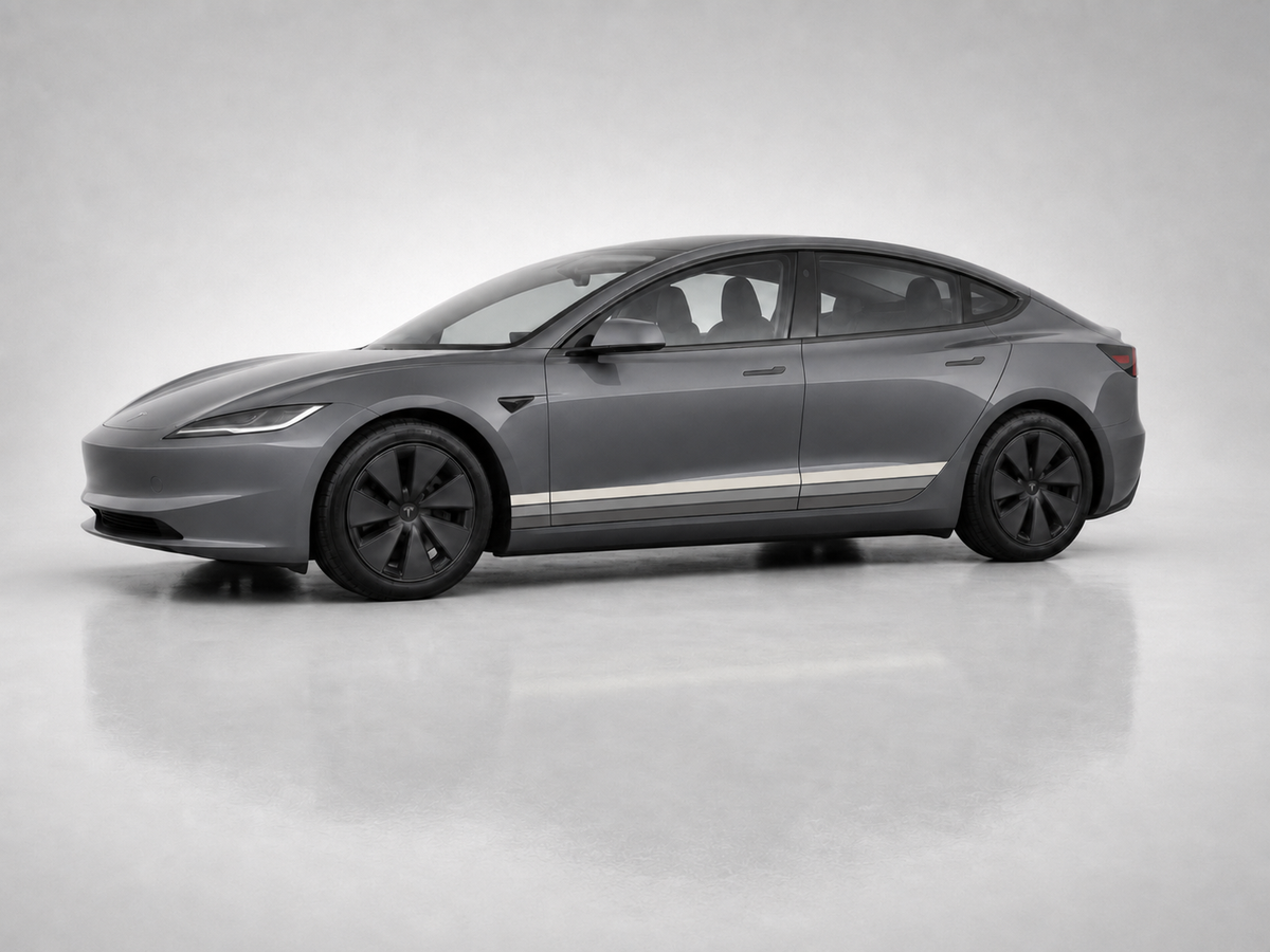 Model 3 | Grayscale Edition
