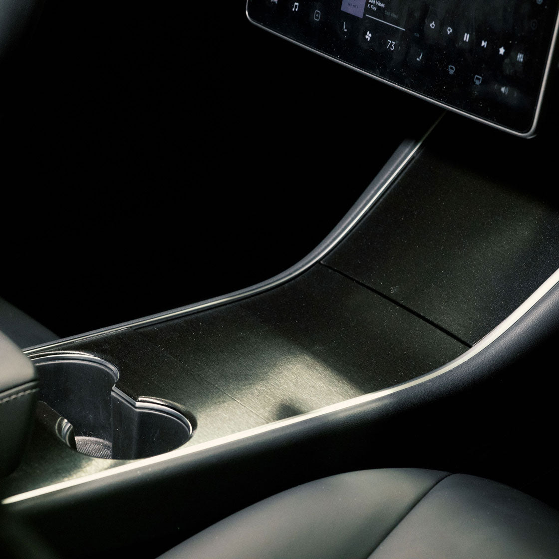 Center Console Wrap (Gen. 1 &amp; 2 Available) for Model 3 / Y -TB-3Y-CC1.0-BBM- TESBROS